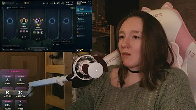 MoonlishSiren online show from March 15, 7:16 pm