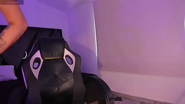 MelodyBliss online show from April 1, 9:56 pm