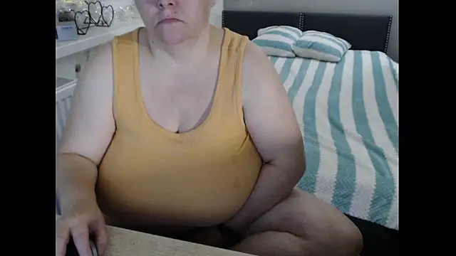 Sweetboobs online show from December 3, 7:27 pm