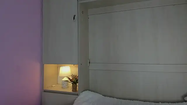 valerymeyerr online show from September 30, 4:07 am