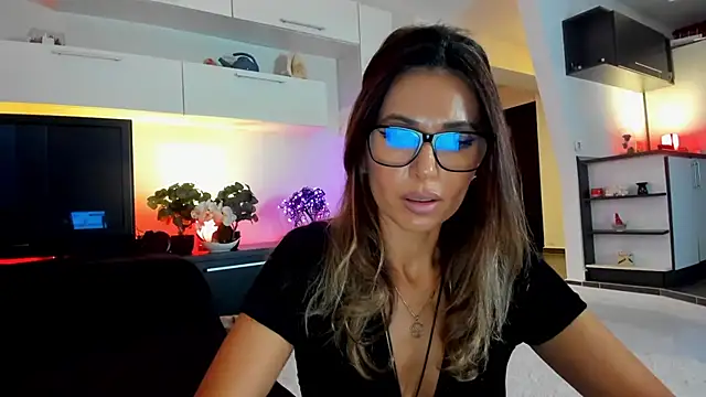 MissSmiley26 online show from October 16, 8:00 pm