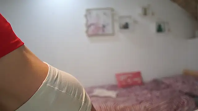 Amai  Liu online show from September 14, 6:28 pm