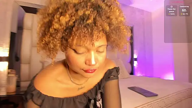  CurlyGirl  online show from October 21, 8:13 pm