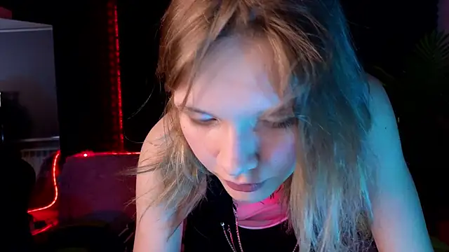 LitaBrom online show from October 7, 2:05 am