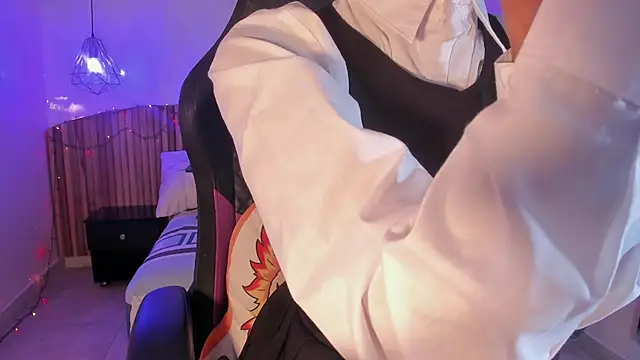 IamNayuta online show from January 15, 8:15 pm