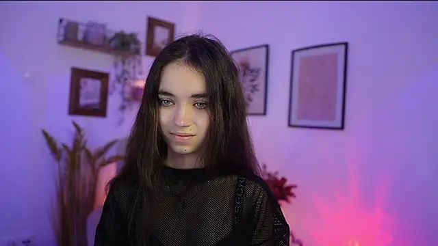 Gia Paige18 online show from November 6, 8:09 am