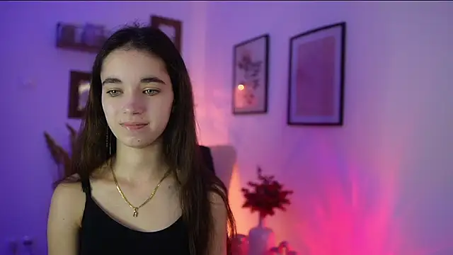 Gia Paige18 online show from November 7, 9:37 am