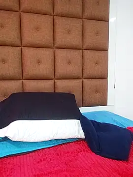 ELLA KELLY online show from September 13, 12:02 pm