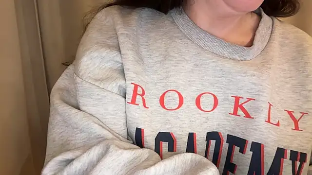 Sandysecret online show from March 30, 8:30 pm