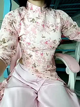    Erin    online show from September 11, 2:28 pm