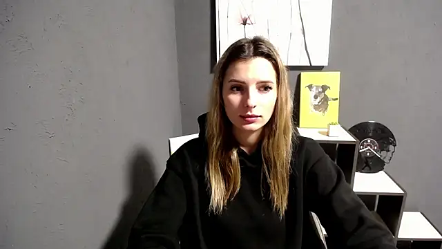 lady olivia  online show from September 30, 4:01 pm