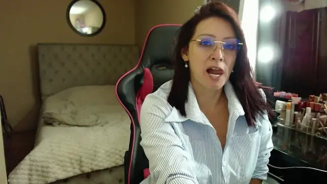 Carol Scottt online show from April 15, 6:47 am