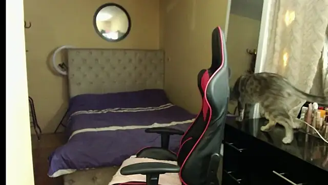 Carol Scottt online show from September 30, 5:02 am