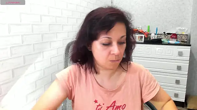 TeasyLana online show from February 16, 5:18 am