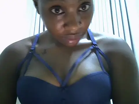 Queen loveer online show from January 15, 3:51 pm