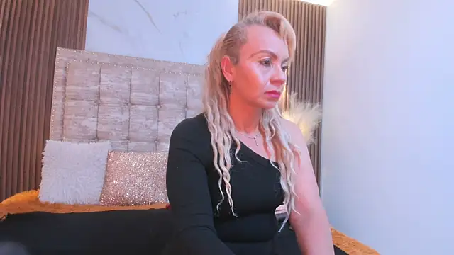 AnastasiaTaylor  online show from September 12, 3:07 am