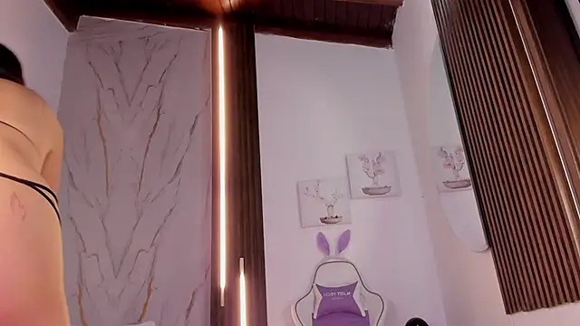 mia six66 online show from November 14, 11:54 am