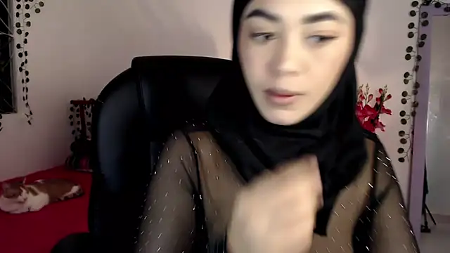 azzahara069 online show from May 17, 2:11 am