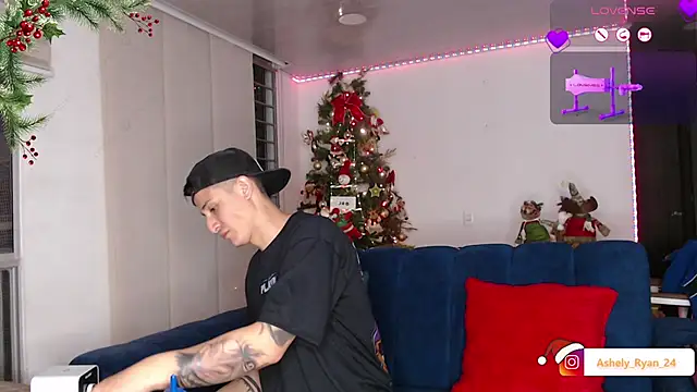 ashely ryan24 online show from December 14, 1:22 am