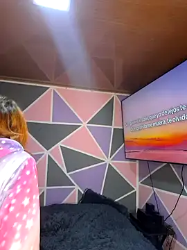 Emmily Walker online show from November 26, 3:35 pm