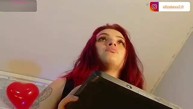 elizatexx online show from March 30, 7:02 pm