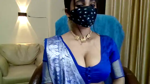 Queenhimanshi online show from February 23, 5:34 pm