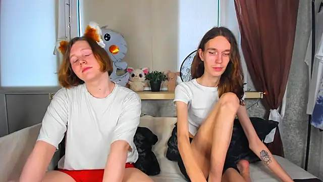 Calvin and Kevin online show from October 13, 7:22 am