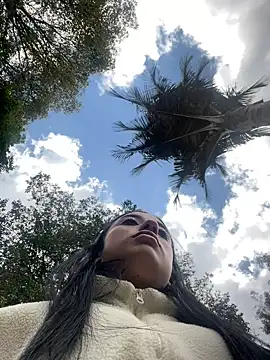 Ady 18 online show from October 10, 7:08 pm