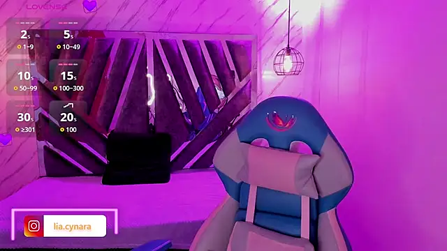 Queen perla  online show from September 30, 12:00 pm