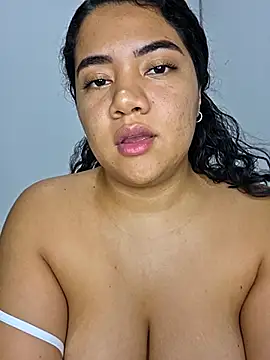 Watagatapitusberry1 online show from October 7, 11:20 pm