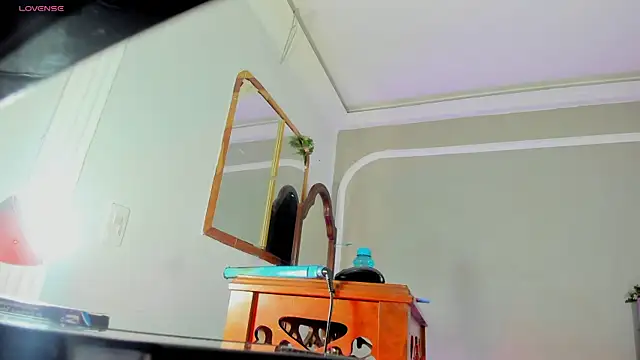 Jimena Grey online show from October 16, 11:57 am