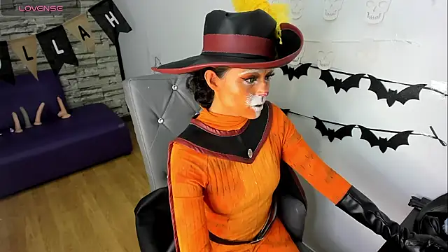 mapelove online show from October 31, 2:32 pm