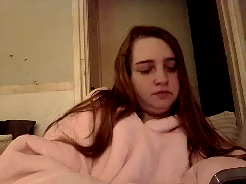 EvieRoseex online show from December 4, 9:26 pm