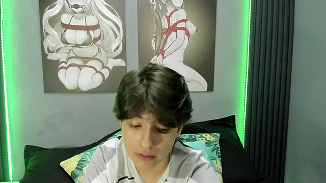 Bryce Evans online show from November 14, 7:03 pm