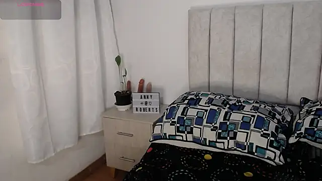 anny roberts online show from September 26, 12:08 am