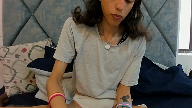 FreyaMoller online show from October 3, 8:14 pm