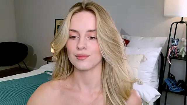 RozzitaBedberry online show from October 3, 12:10 pm