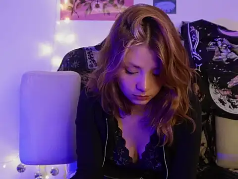 ari kat online show from May 9, 12:12 am
