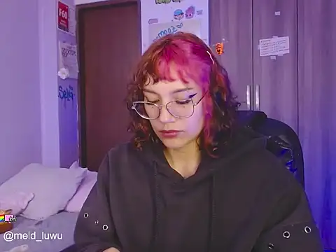 melissahowl online show from June 9, 8:41 pm