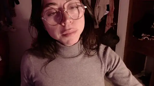 emily pearl  online show from November 14, 10:32 pm