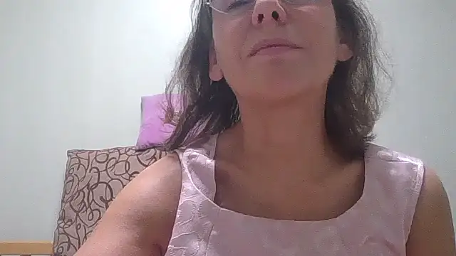 HollyJewel online show from October 13, 4:20 pm