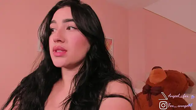 angeel fox online show from October 7, 2:49 am