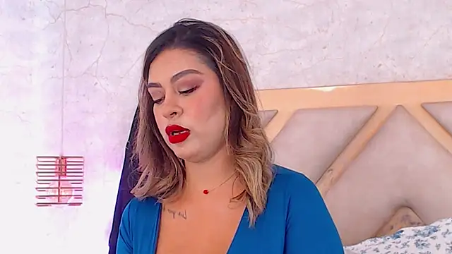 JoannaStanford online show from April 29, 12:25 am