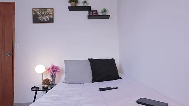 meloddysky online show from April 3, 4:05 pm