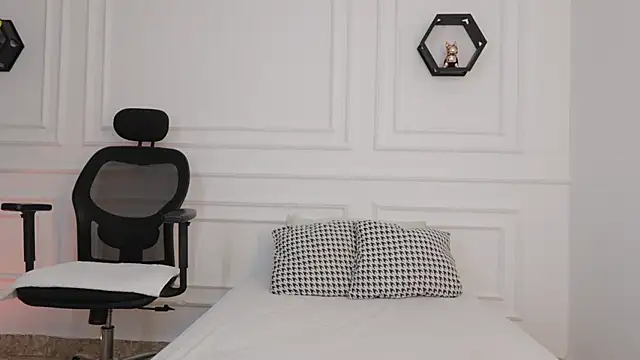 meloddysky online show from March 4, 1:39 pm