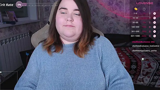 Estelle Hicks online show from November 24, 8:00 pm