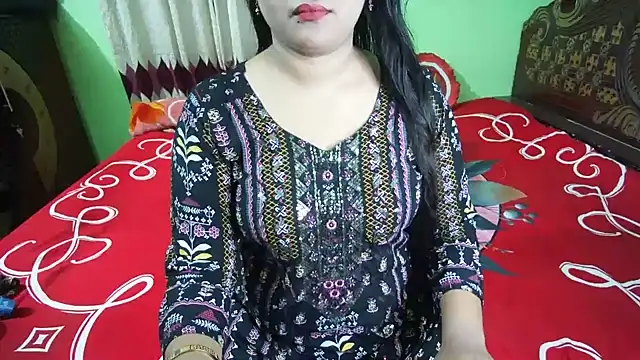 BengaliQueenStar online show from May 23, 5:55 pm