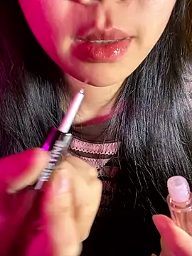 minmin2kk5 online show from December 3, 3:14 pm