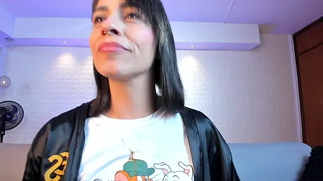 violet scott online show from January 8, 5:50 pm