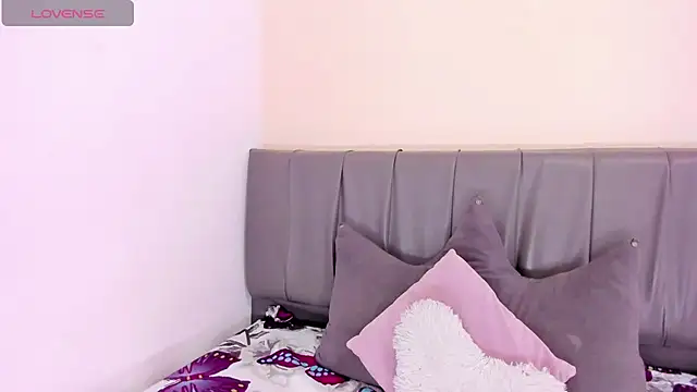 Cherllynn online show from November 22, 5:26 pm